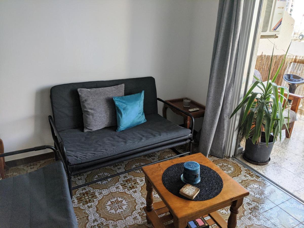 Fantastic 1 Bed Apartment By The Sea Opposite 4 Seasons Лимасол Экстерьер фото