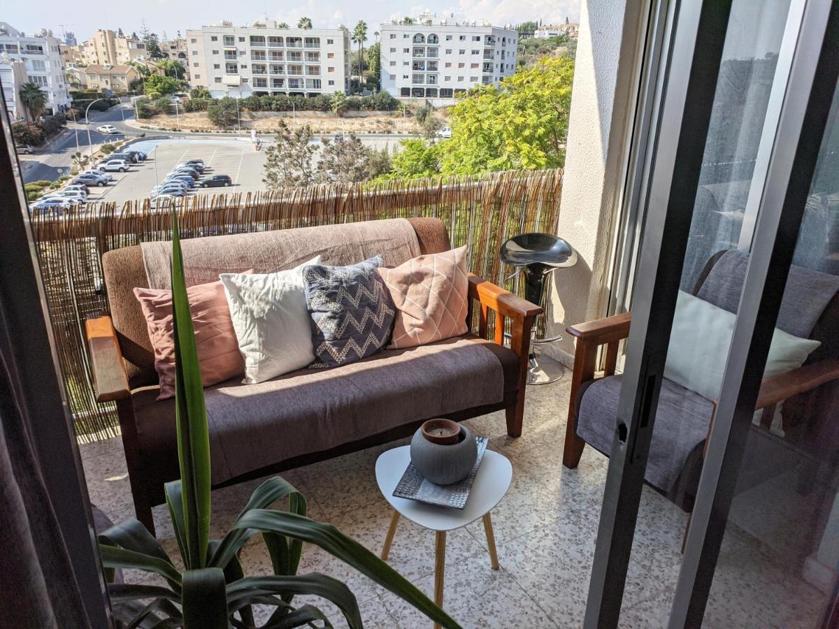 Fantastic 1 Bed Apartment By The Sea Opposite 4 Seasons Лимасол Экстерьер фото