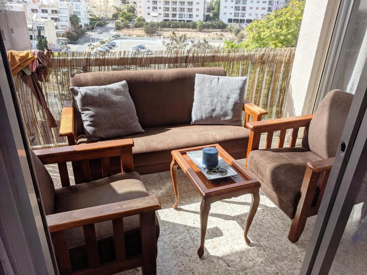 Fantastic 1 Bed Apartment By The Sea Opposite 4 Seasons Лимасол Экстерьер фото