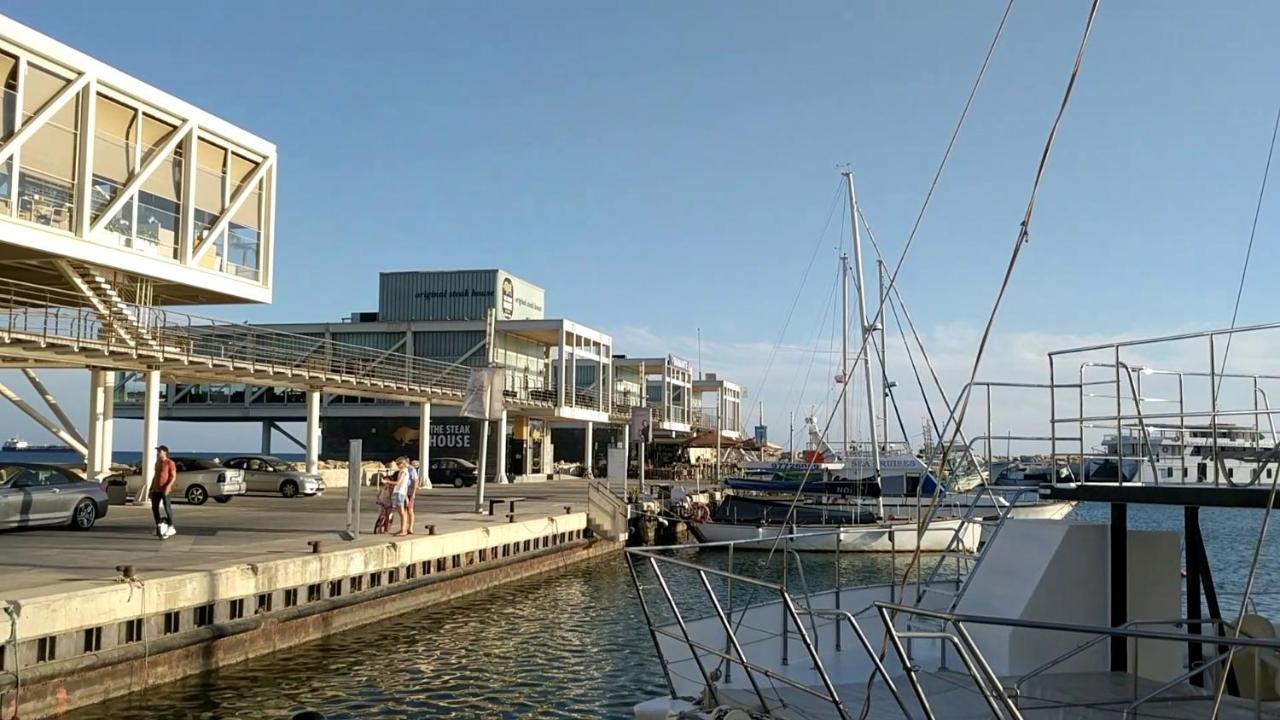 Fantastic 1 Bed Apartment By The Sea Opposite 4 Seasons Лимасол Экстерьер фото