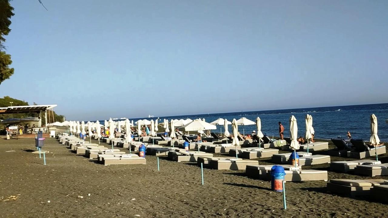 Fantastic 1 Bed Apartment By The Sea Opposite 4 Seasons Лимасол Экстерьер фото
