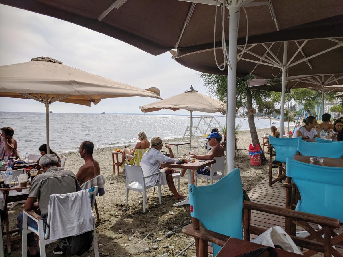Fantastic 1 Bed Apartment By The Sea Opposite 4 Seasons Лимасол Экстерьер фото